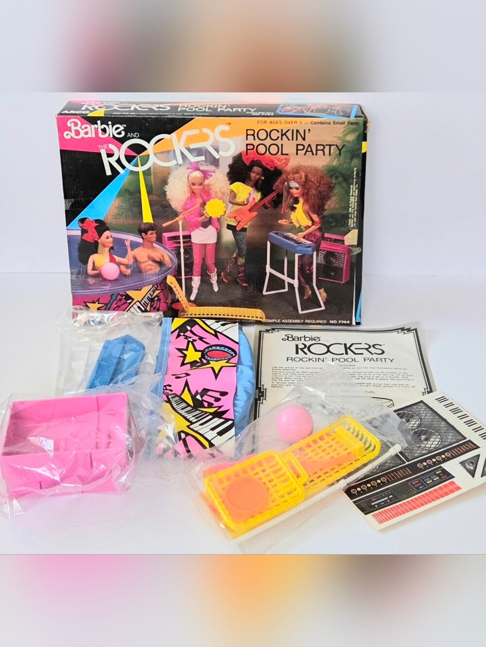 VINTAGE 1980's BARBIE & THE ROCKERS ROCKIN POOL PARTY  PLAYSET MATTEL COMPLETE
